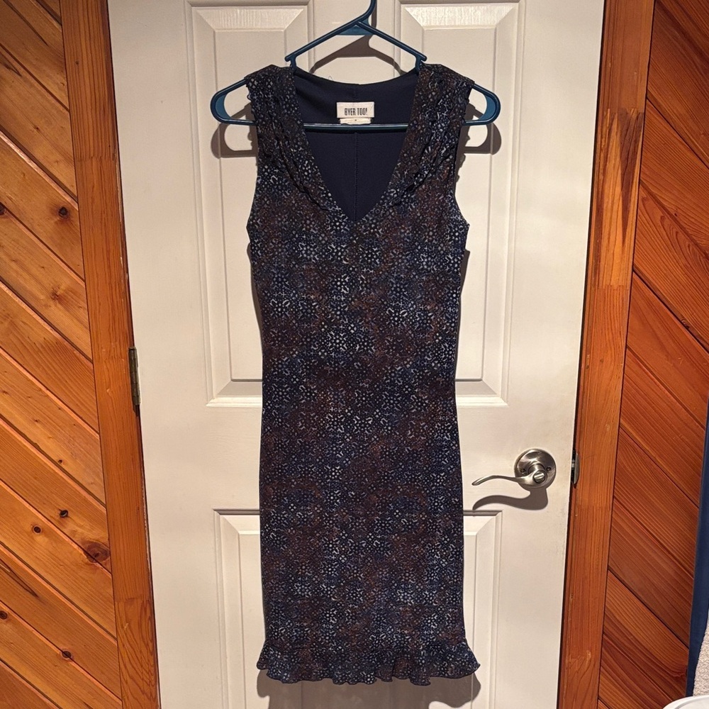 Chic Navy and Brown Patterned Midi Dress